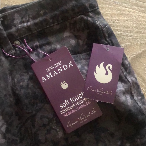 Gloria Vanderbilt Slimming Jean-Black/Gray Damask - Picture 2 of 4